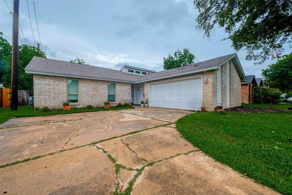 1311 Oakengates Drive  Houston TX 77015 photo