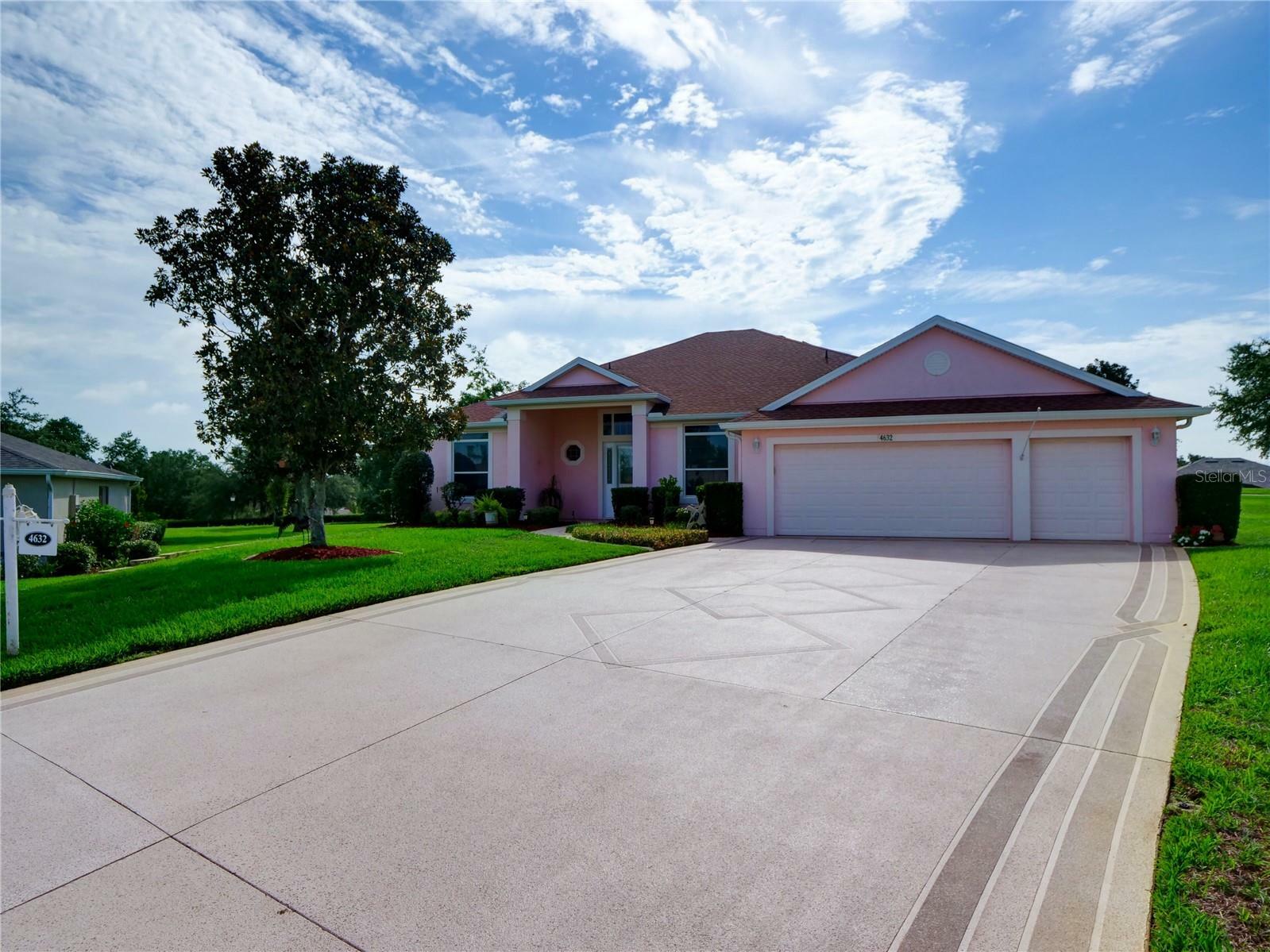 Property Photo:  4632 Nottoway Drive  FL 34748 