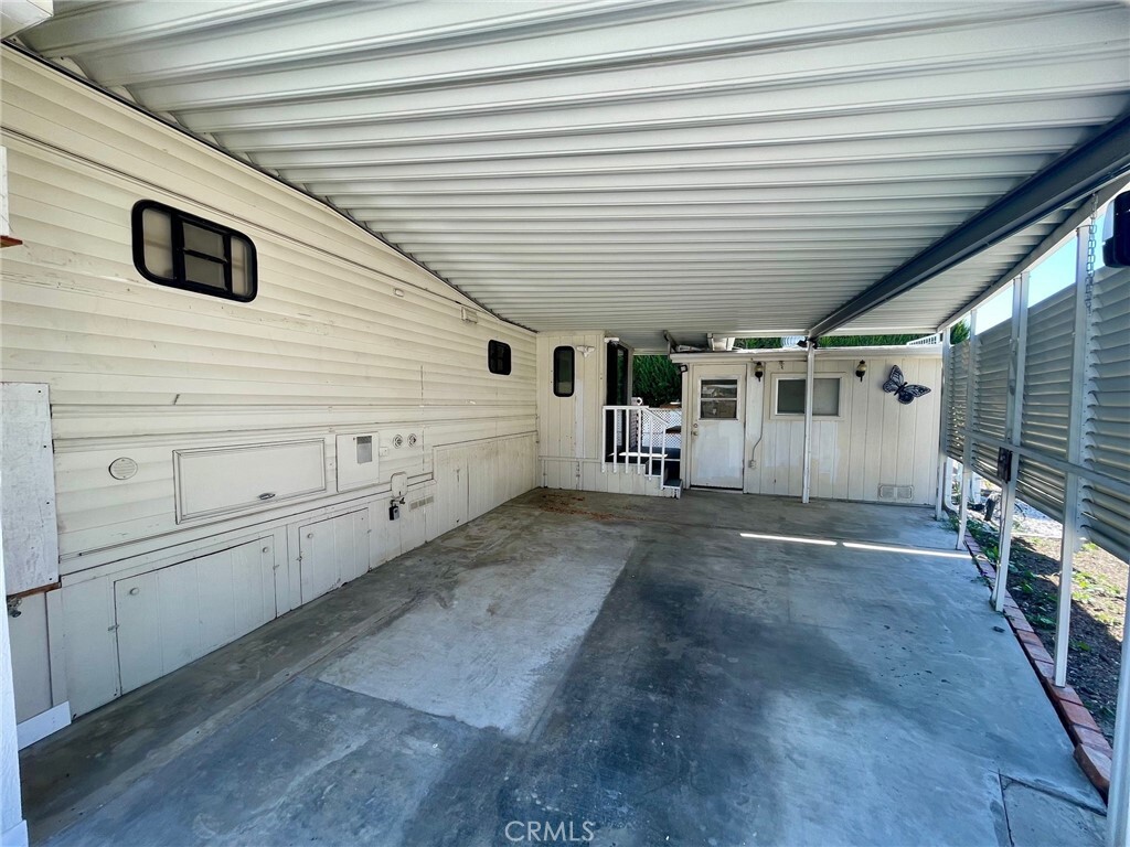Property Photo: 1201 Heritage Ranch Road CA 92583