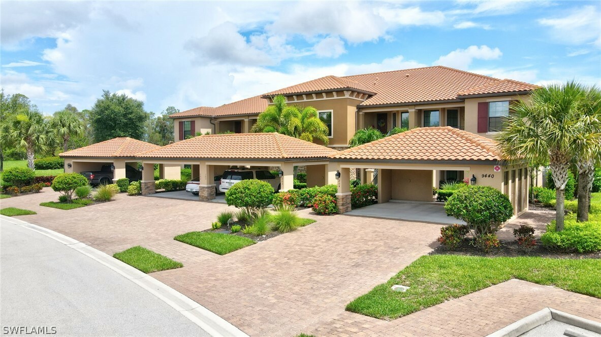 Property Photo:  9440 Benvenuto Court 102  FL 34119 