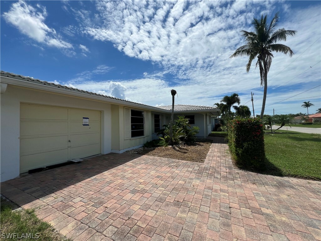 Property Photo:  3 Palmview Boulevard  FL 33931 