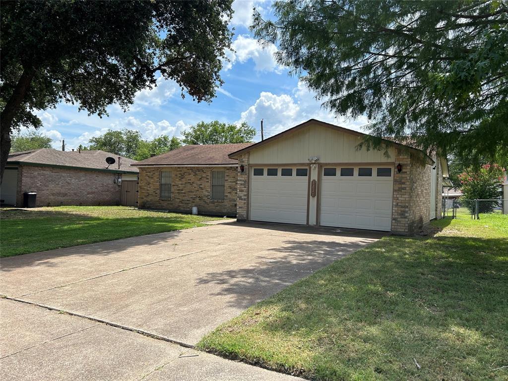 Property Photo: 1217 Tulip Trail TX 75149