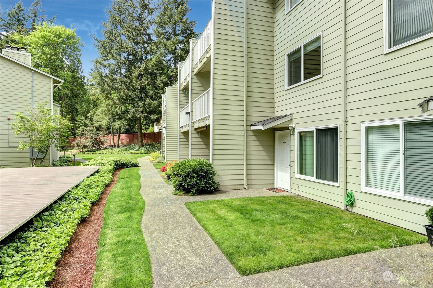 Property Photo:  9484 Red-Wood Road NE C 106  WA 98052 