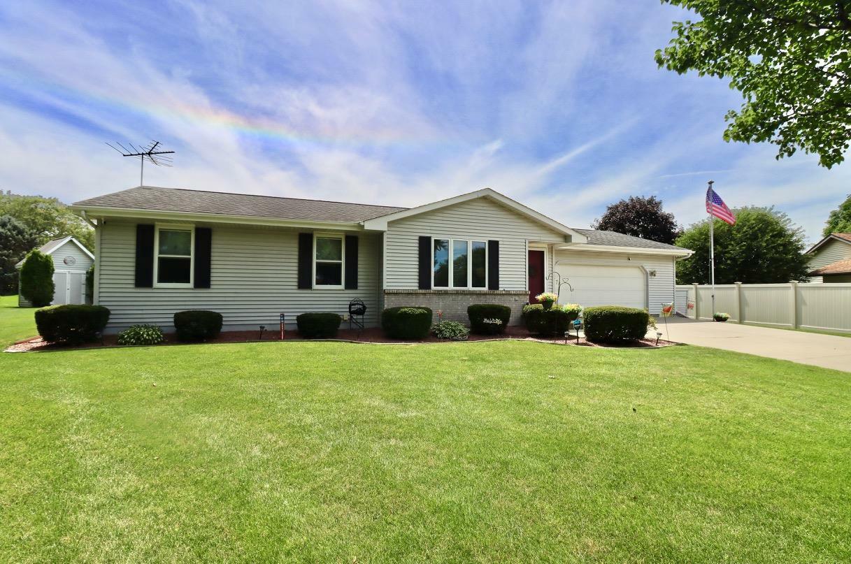 Property Photo:  1774 East Post Road  WI 53511 