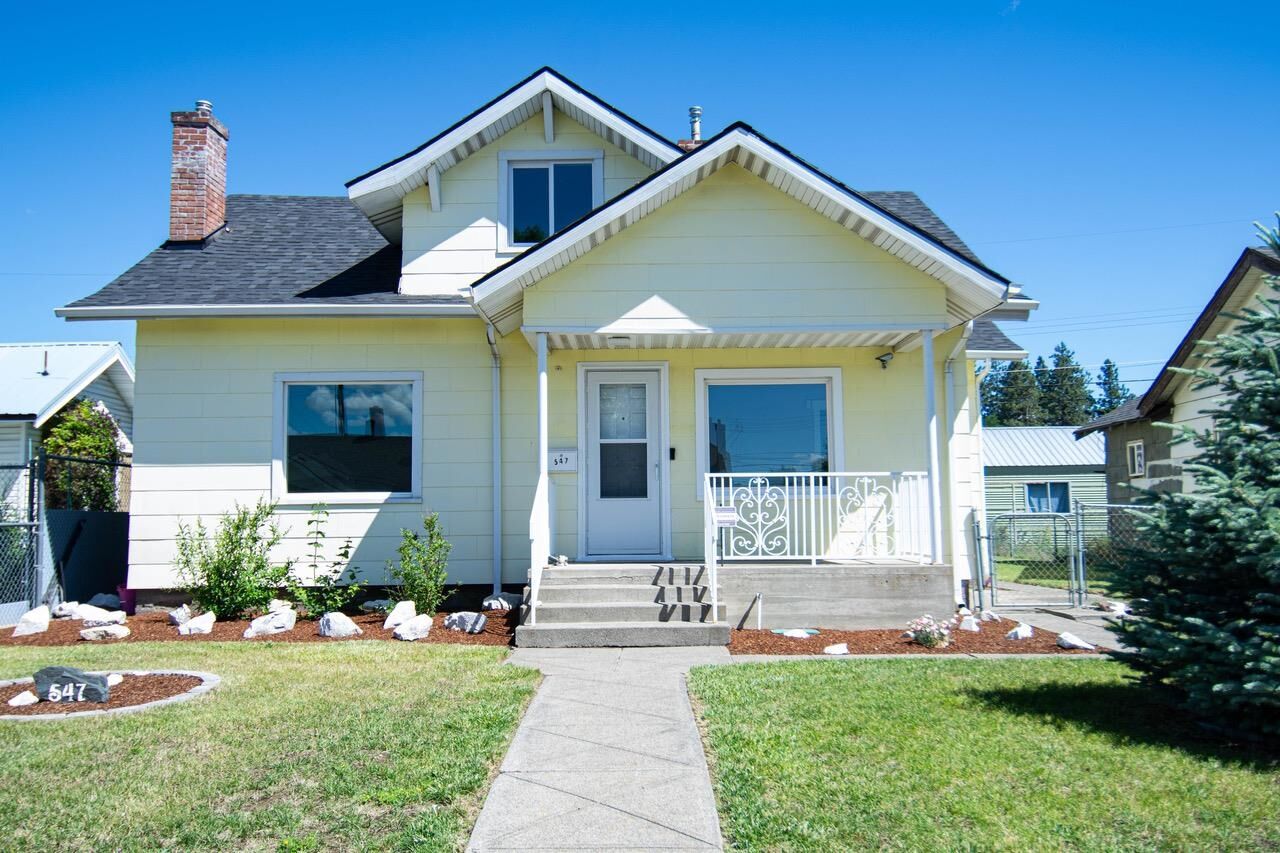 Property Photo: 547 E Rich Ave WA 99207