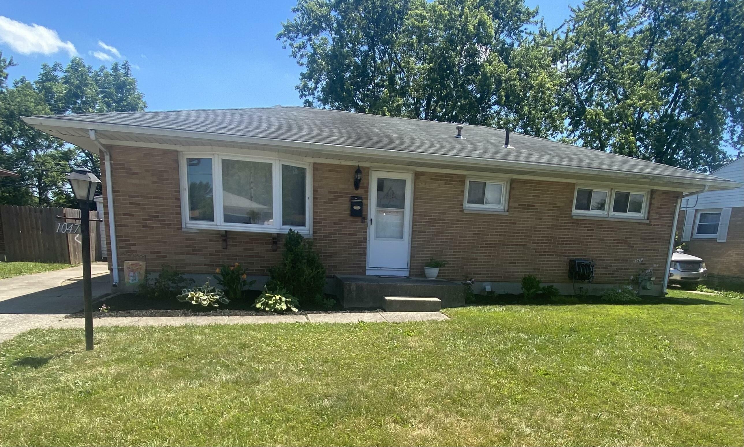 1047 Westmont Drive  Springfield OH 45503 photo