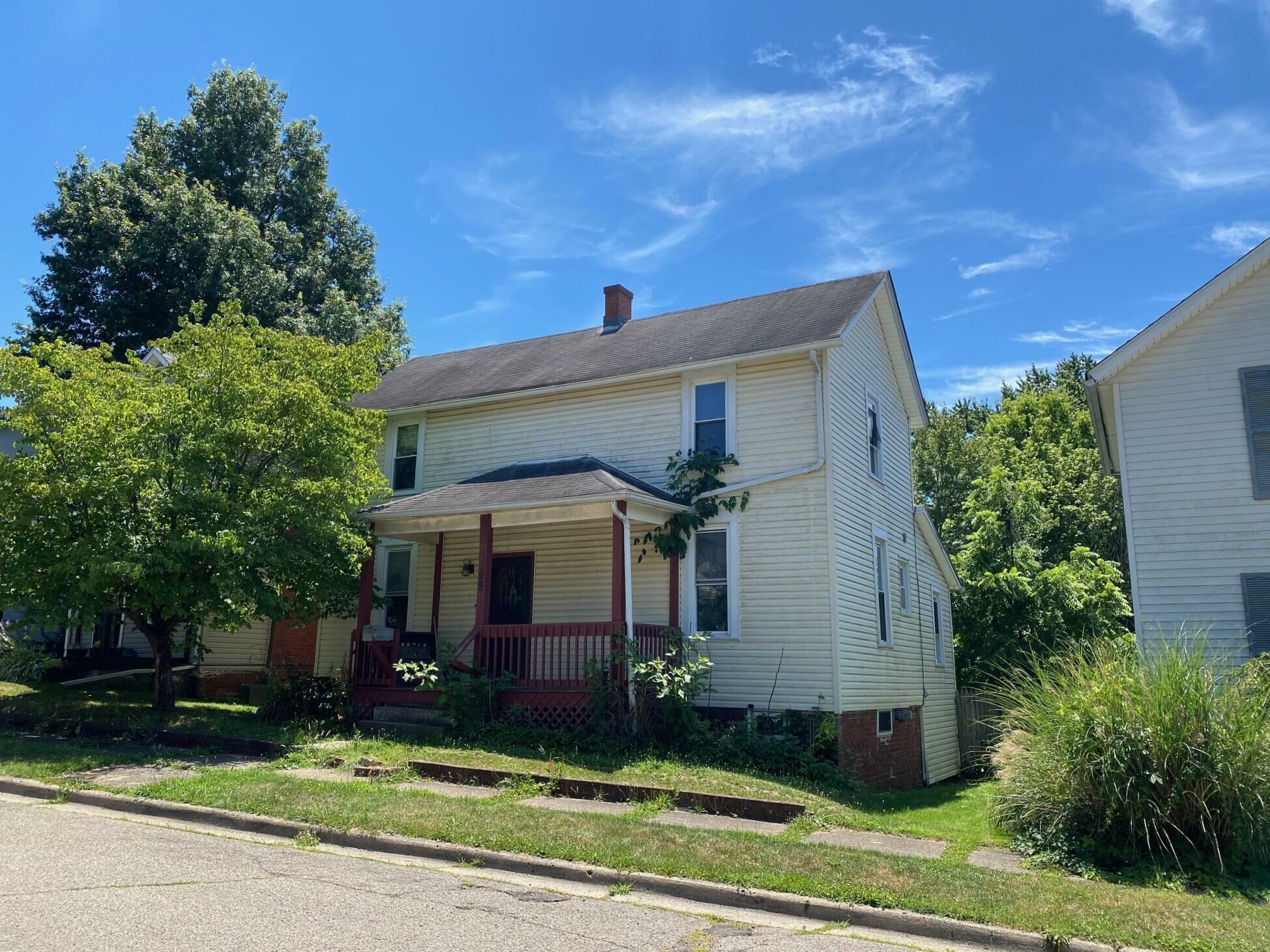 1208 E Chestnut Street  Lancaster OH 43130 photo