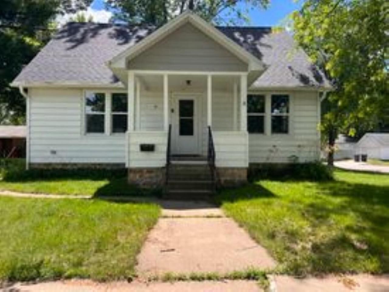 Property Photo:  41 Washington Avenue  WI 54469