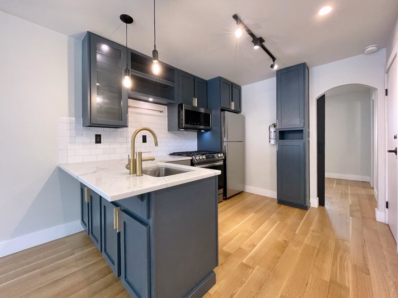 Property Photo:  320 6th St B  NJ 07302 