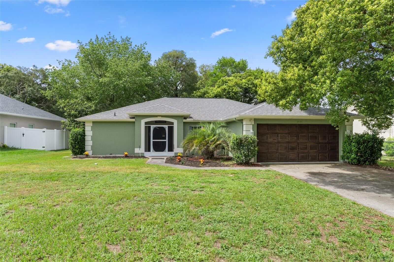 Property Photo:  8438 Day Street  FL 34606 