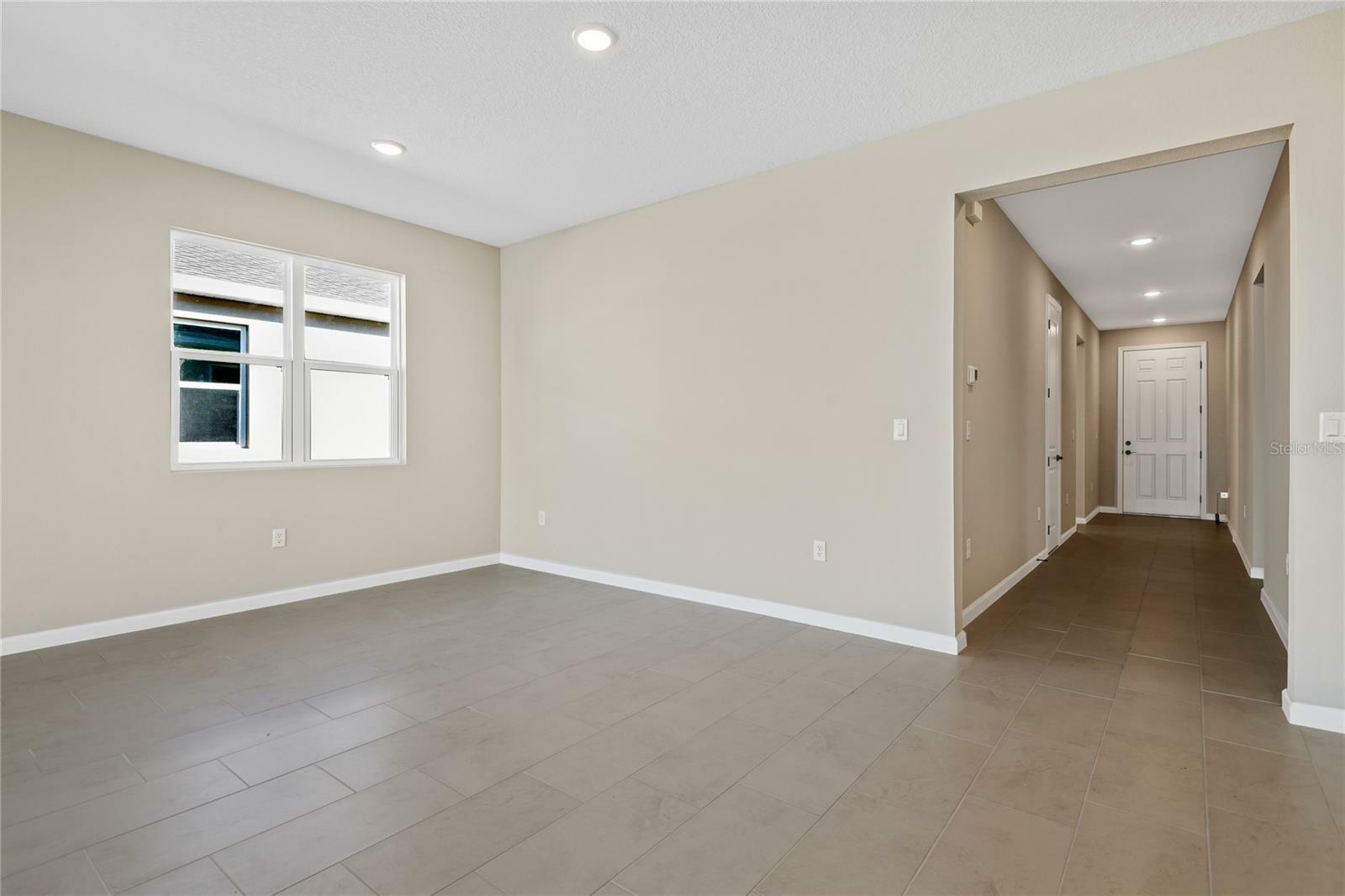 Property Photo: 914 Heirloom Drive FL 33844
