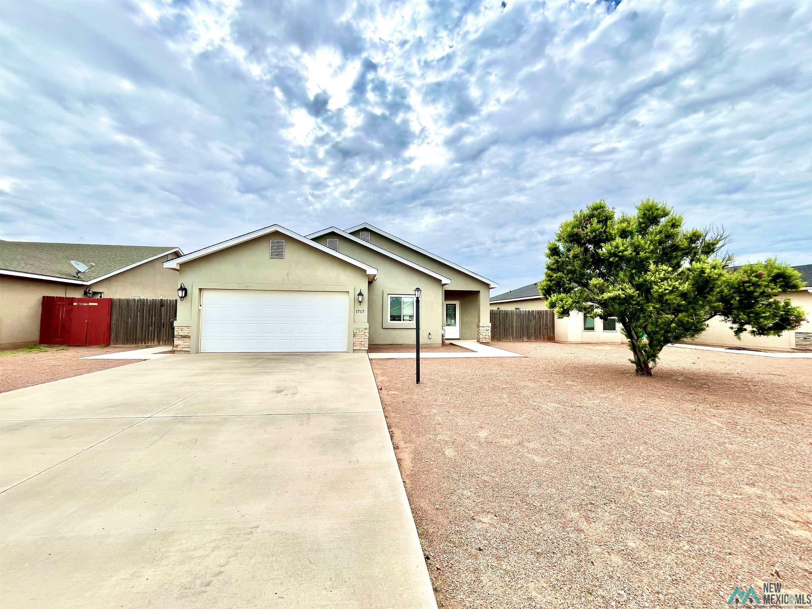 Property Photo:  1717 College Park Drive  NM 88101 