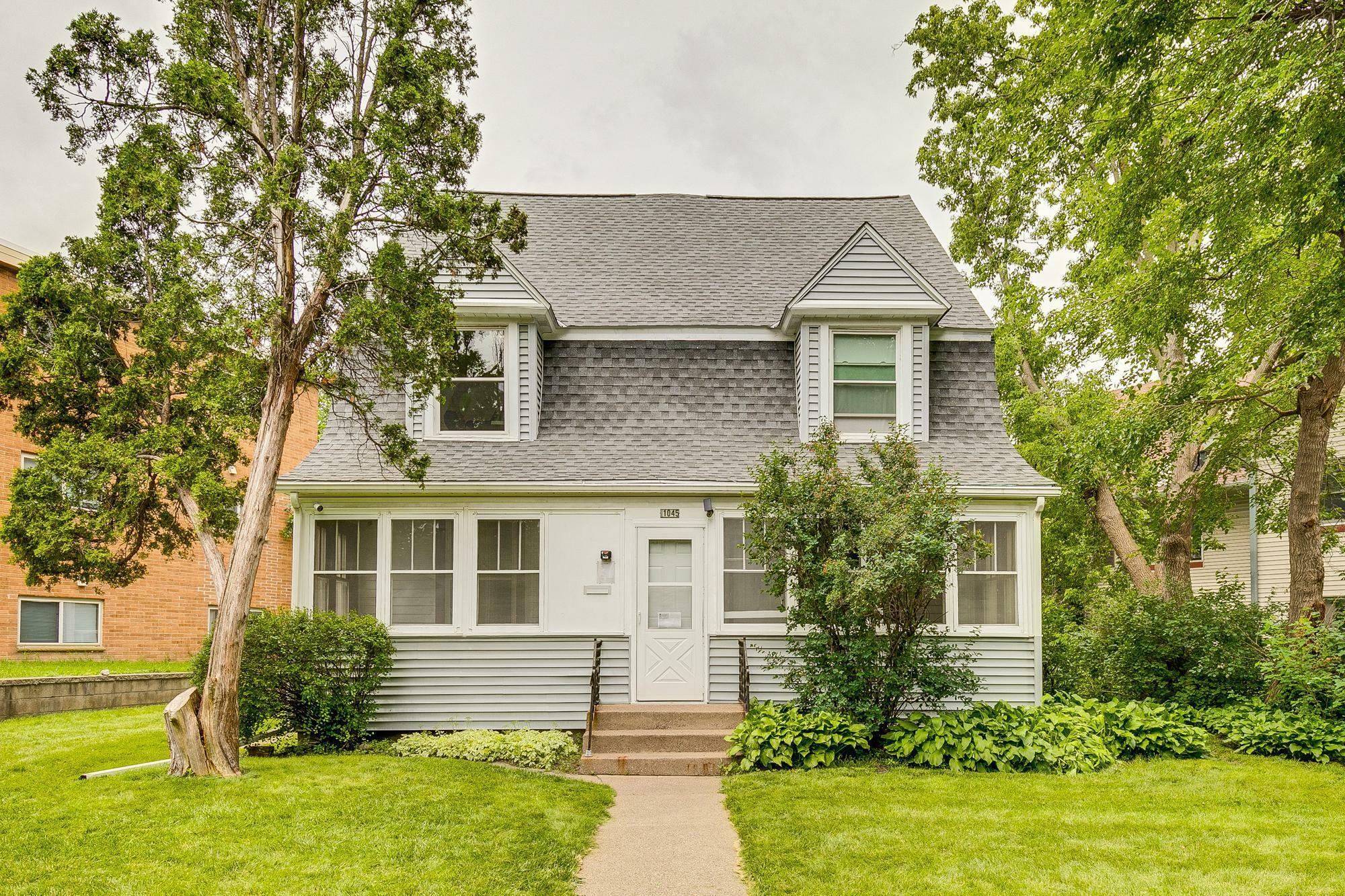 Property Photo:  1045 Cromwell Avenue  MN 55114 