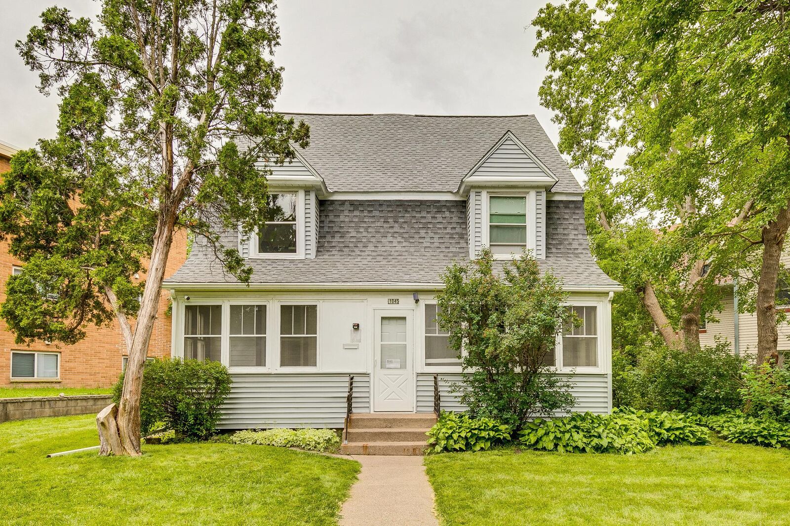 Property Photo: 1045 Cromwell Avenue MN 55114