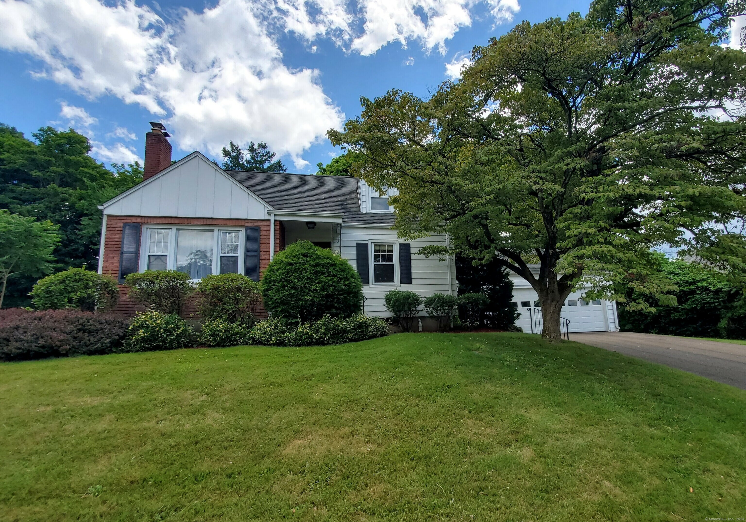 Property Photo: 25 Prospect Terrace CT 06451