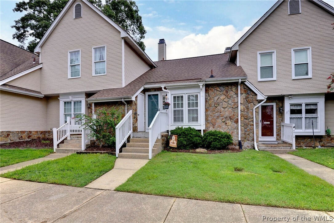 Property Photo:  4912 Carlisle Mews  VA 23188 