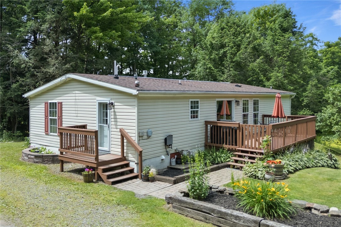 Property Photo:  691 Black Oak Road  NY 14867 