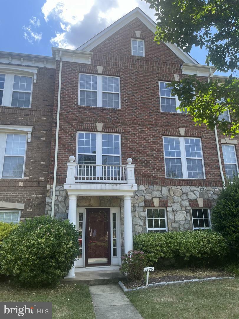 Property Photo:  1125 Hampton Street  VA 22401 