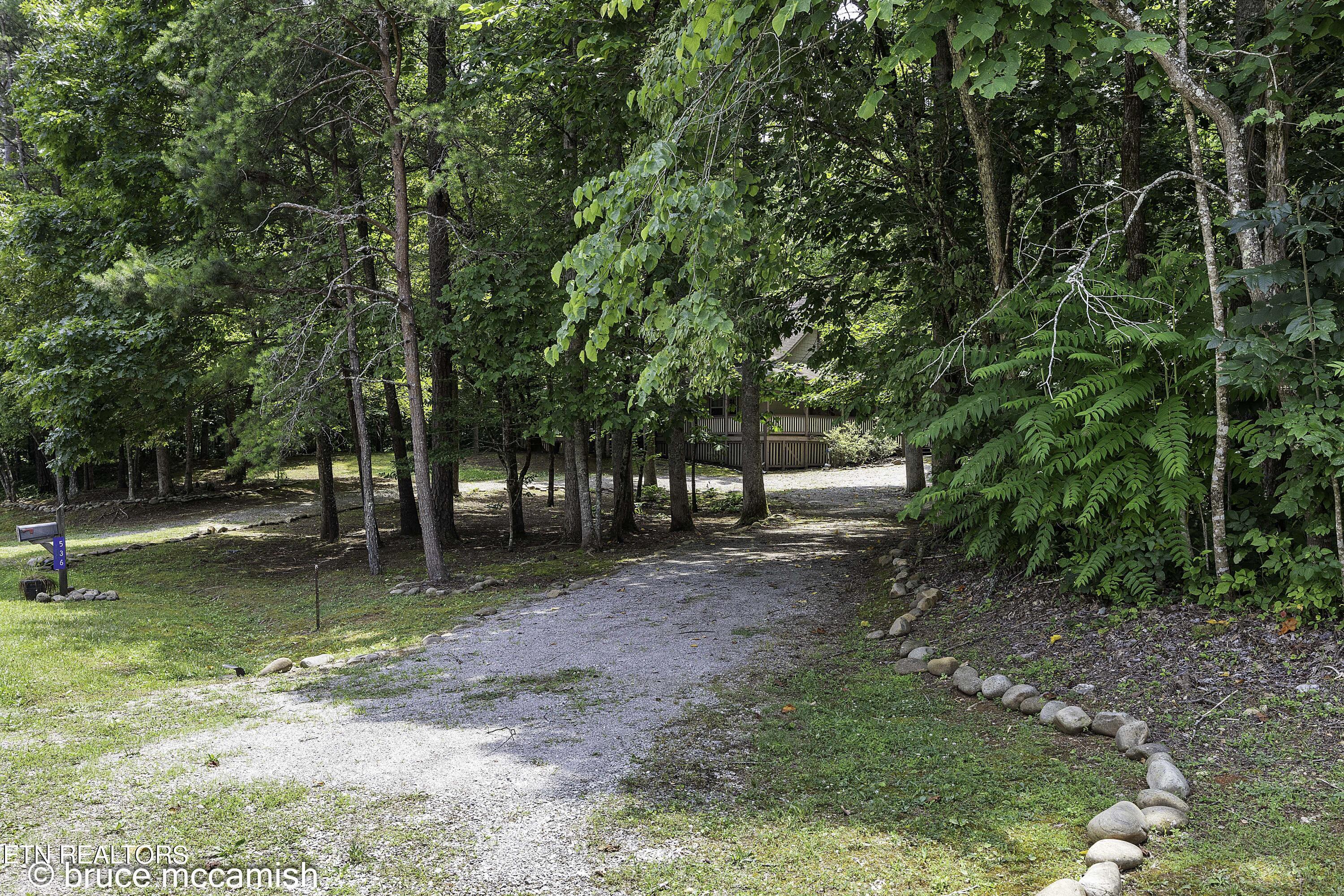 Property Photo: 536 E Norris Point Rd TN 37766