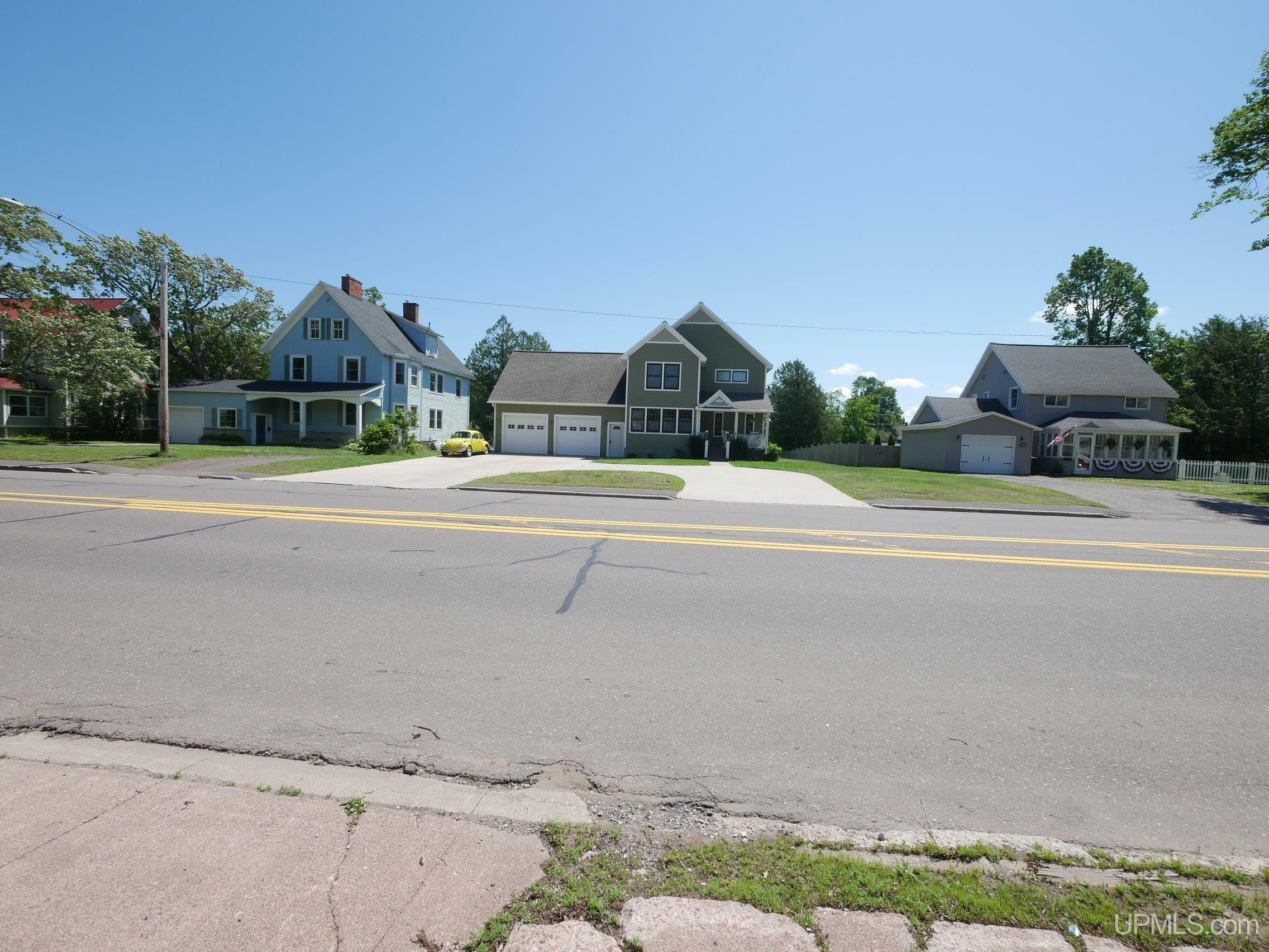 Property Photo:  57116 Calumet  MI 49913 