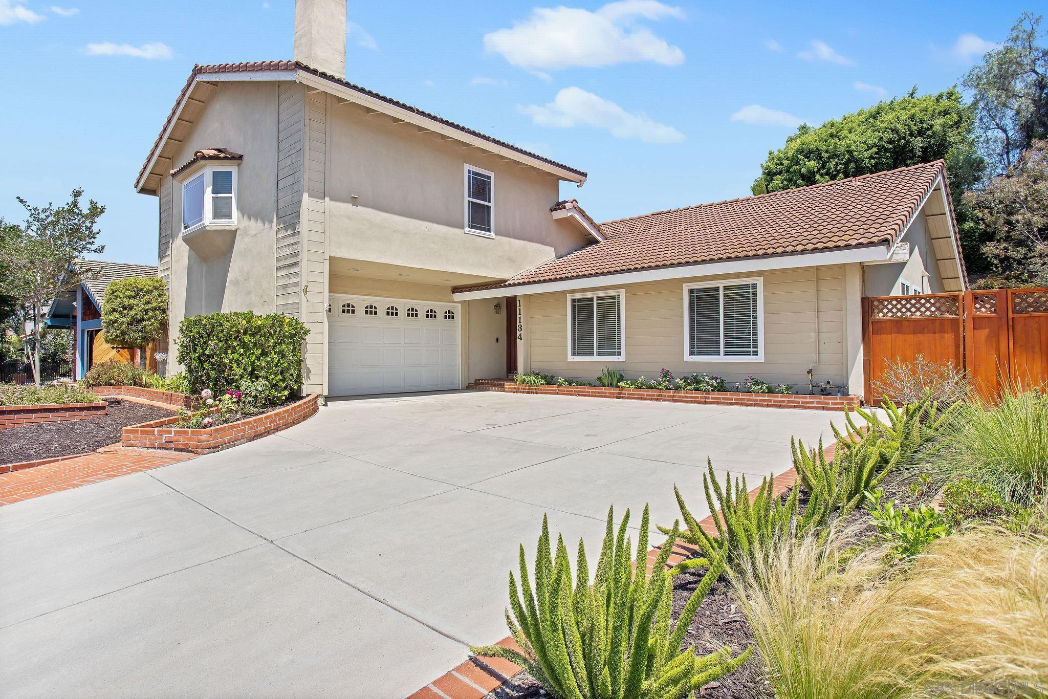 Property Photo: 11134 Saunders Ct CA 92131