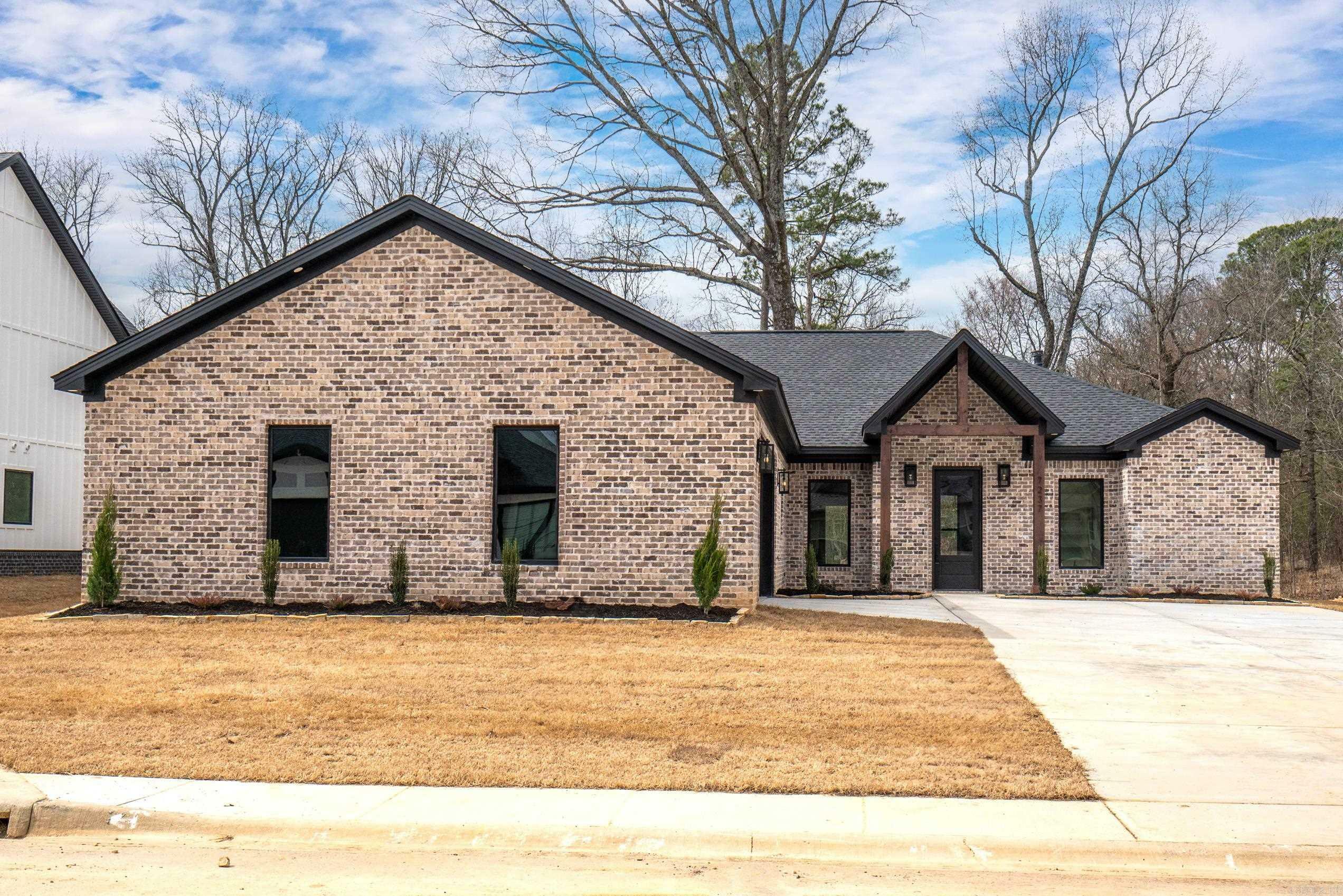 Property Photo:  7237 Havenwood Drive  AR 72019 