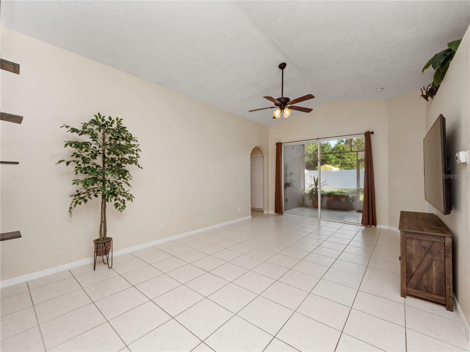 Property Photo:  9415 Azalea Ridge Way  FL 34734 