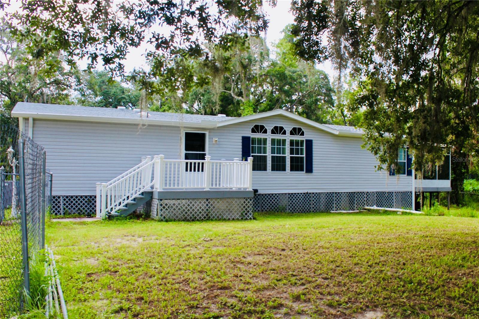 2040 Deer Lane  Zephyrhills FL 33540 photo