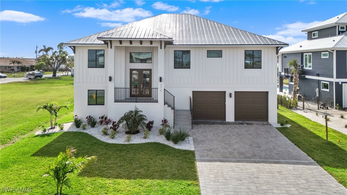Property Photo: 276 Albatross Street FL 33931