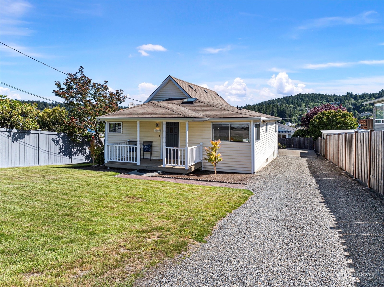 Property Photo:  3507 Ross Avenue  WA 98332 