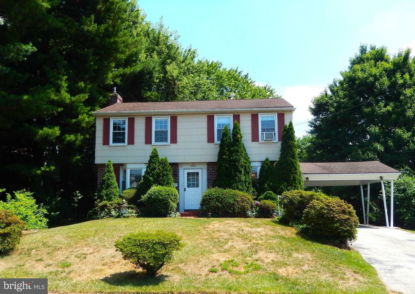 Property Photo: 4373 School Lane PA 19015