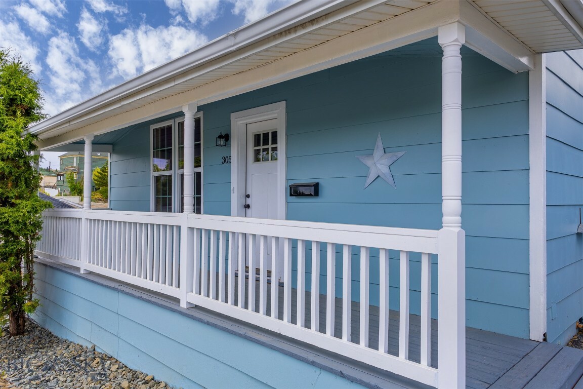 Property Photo:  305 Virginia Street  MT 59701 