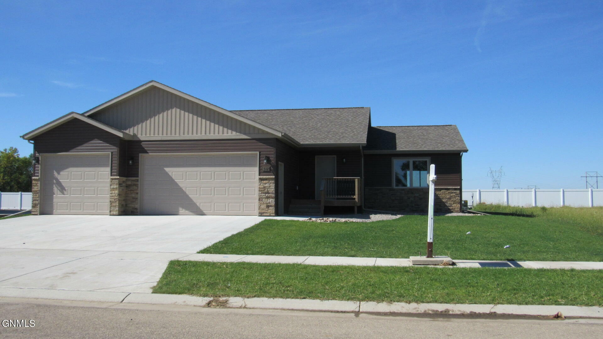 512 Mehrer Drive  Bismarck ND 58504 photo