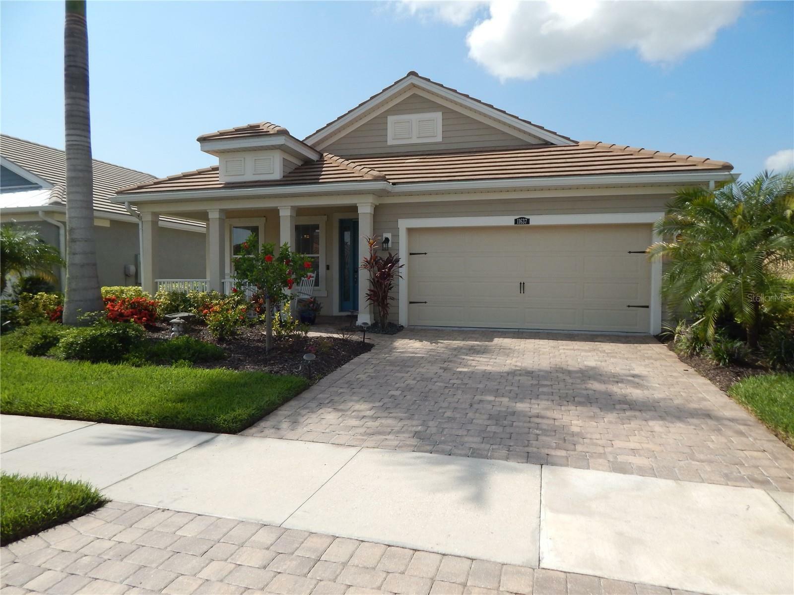 Property Photo:  11637 Renaissance Boulevard  FL 34293 