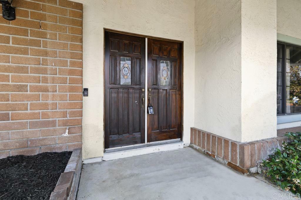 Property Photo:  1754 Kadwell Way  CA 92021 