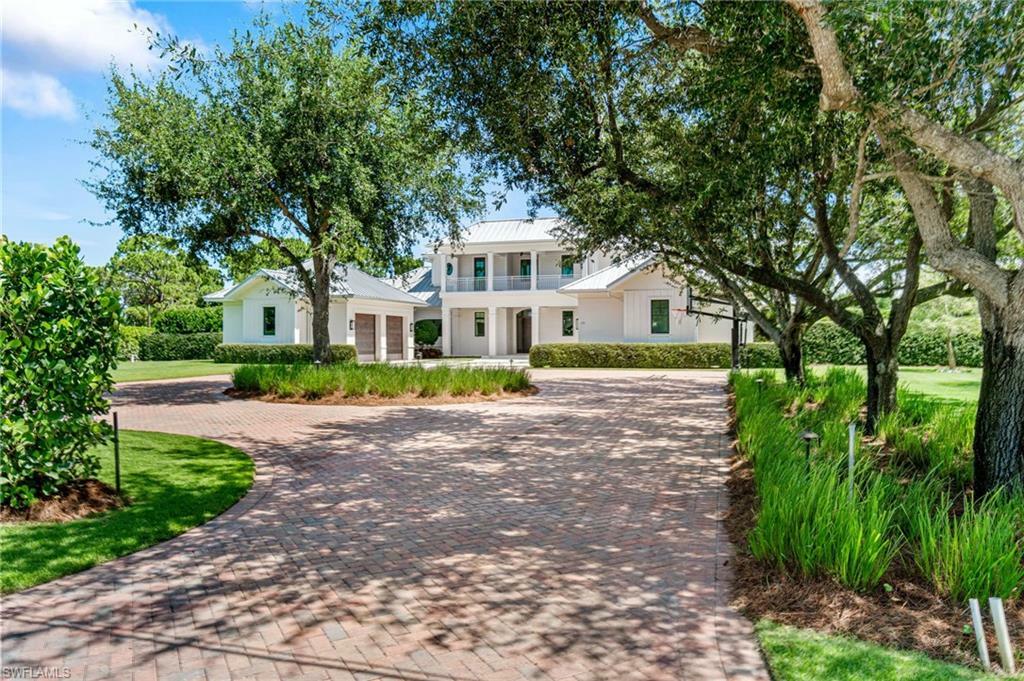 Property Photo: 171 North St FL 34108