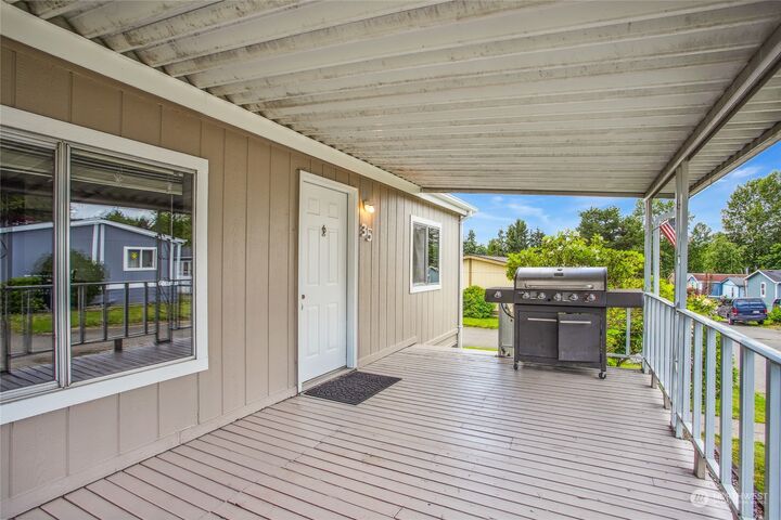 Property Photo:  28000 NE 142nd Place 35  WA 98019 