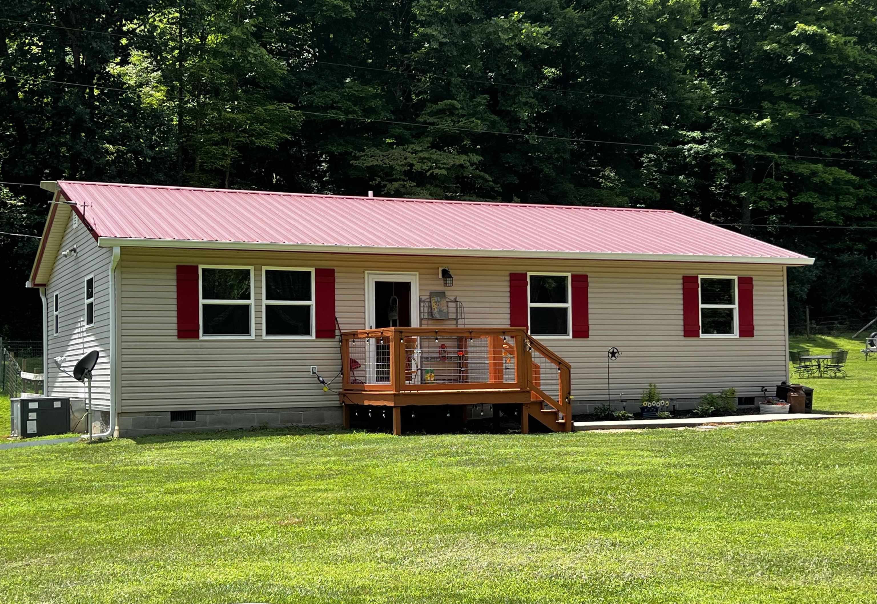 Property Photo:  1517 Long Branch Road  KY 41121 