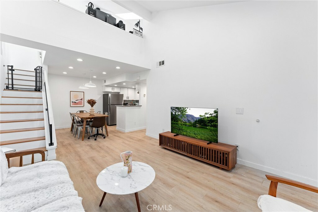 Property Photo:  895 W 34th Street F  CA 90806 