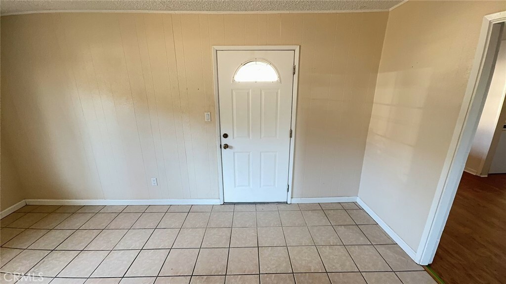 Property Photo:  23475 Vista Way  CA 92587 