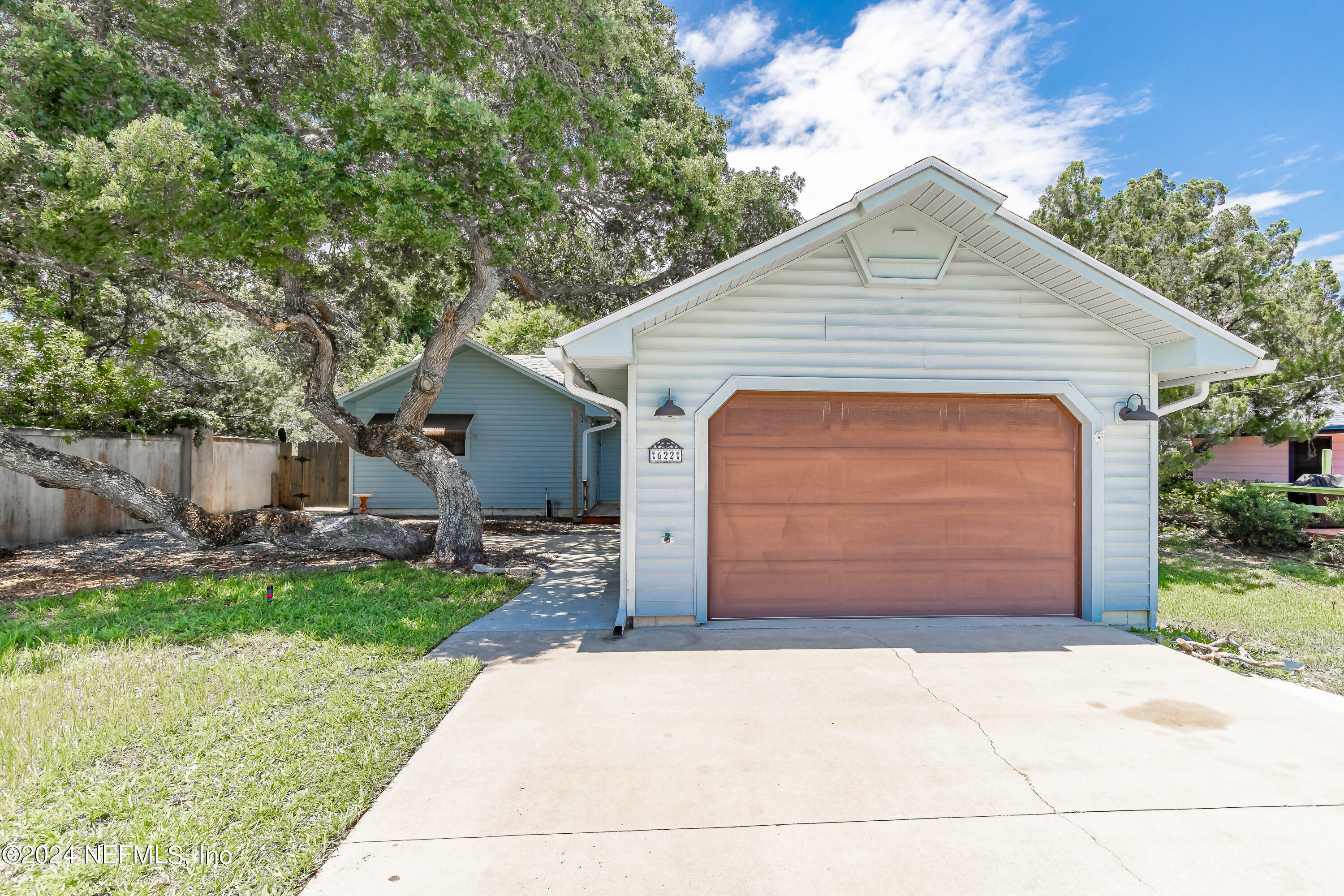 Property Photo:  622 Old Beach Road  FL 32080 