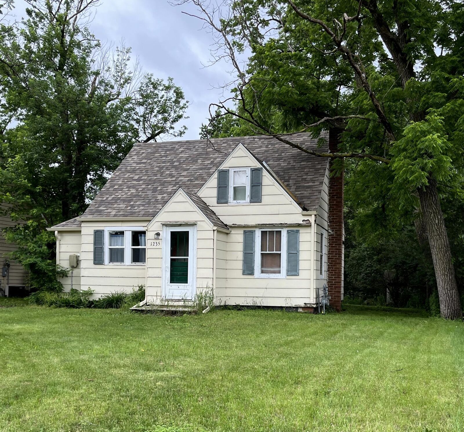Property Photo: 1235 River Road MN 56101