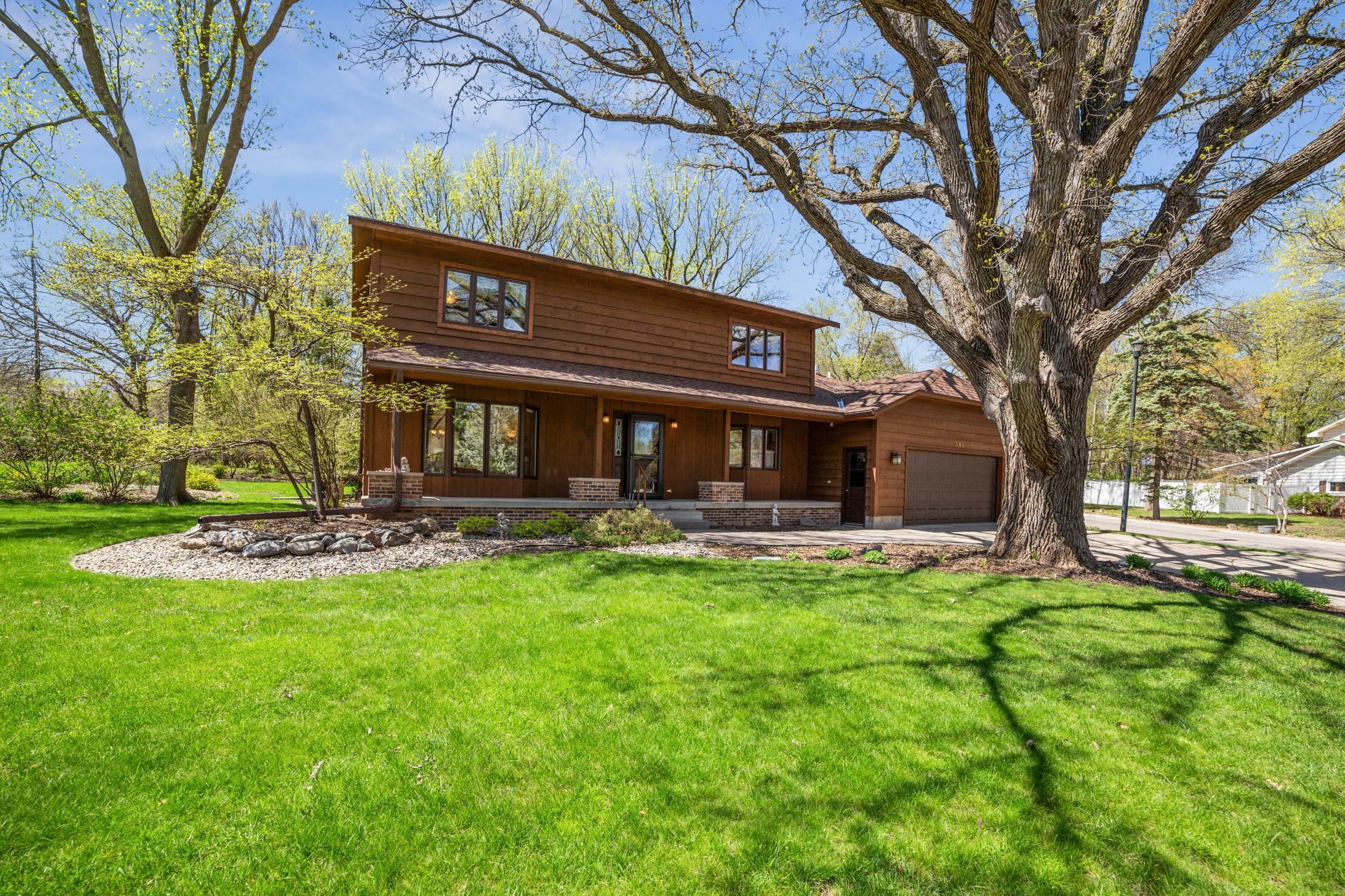 Property Photo:  385 Edgewood Drive  MN 55336 