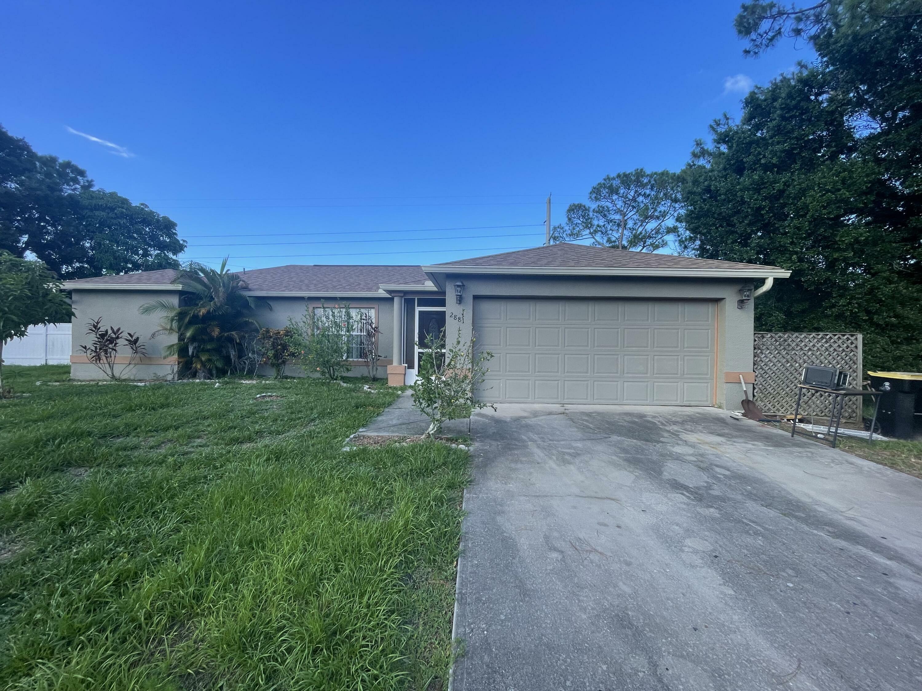 Property Photo:  2881 Quentin Ave SE  FL 32909 