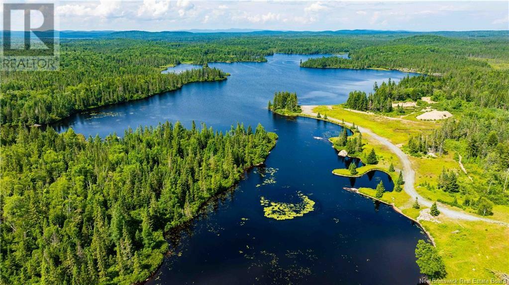 Photo de la propriété:  N/A Shadow Lake Road  NB E5J 2K2 