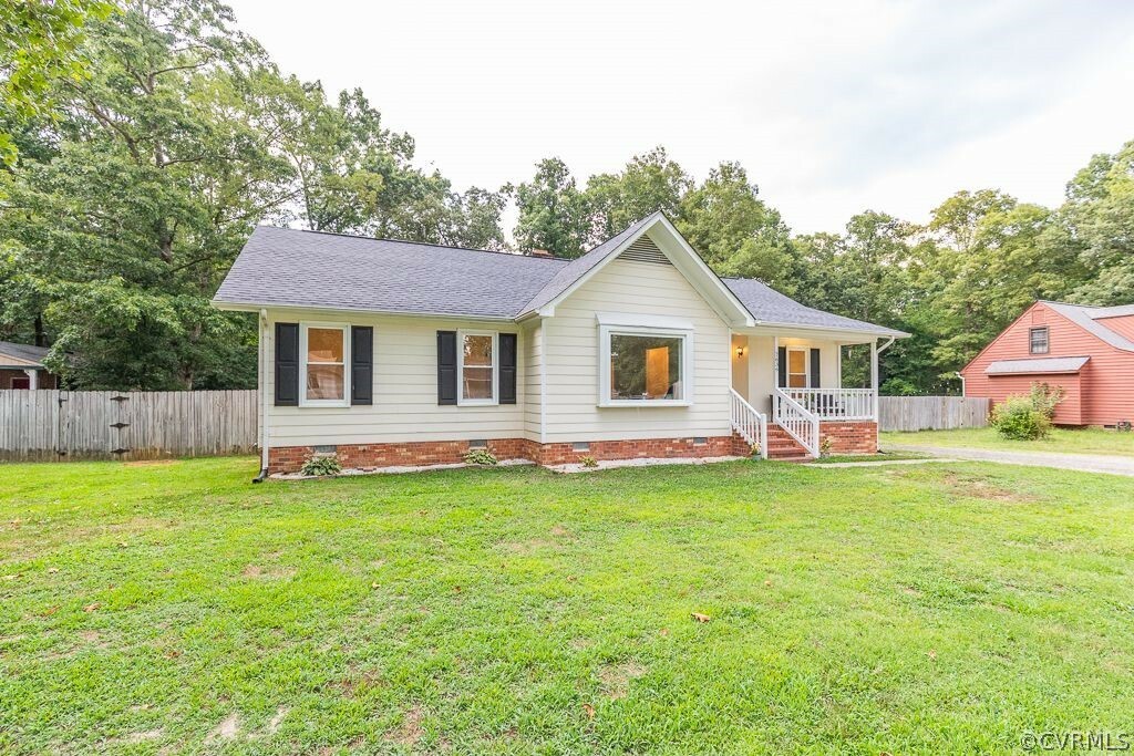 Property Photo:  7636 Robinwood Drive  VA 23832 