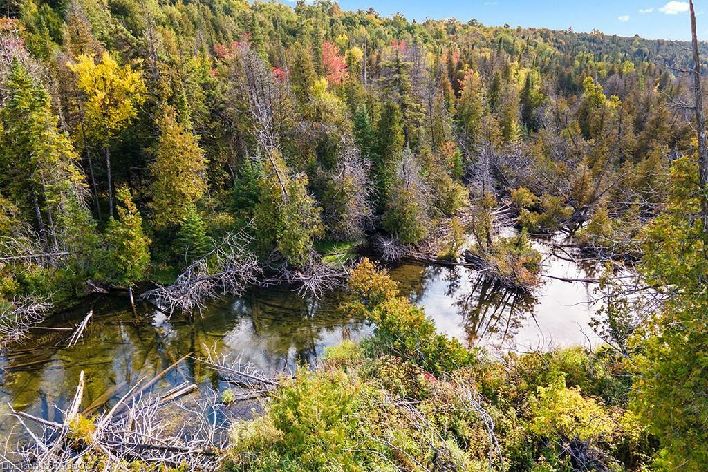 Photo de la propriété:  Pt Lt 20 Sideroad 40  ON N0C 1H0 