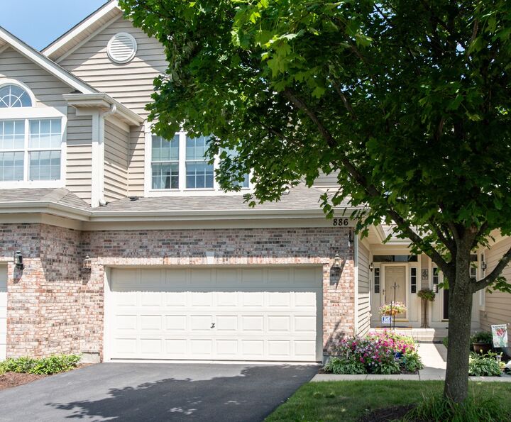 886 Havenshire Road  Naperville IL 60565 photo