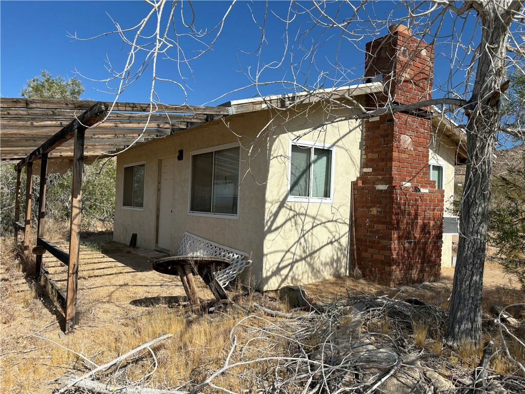 Property Photo:  1 Cholla Road  CA 92285 