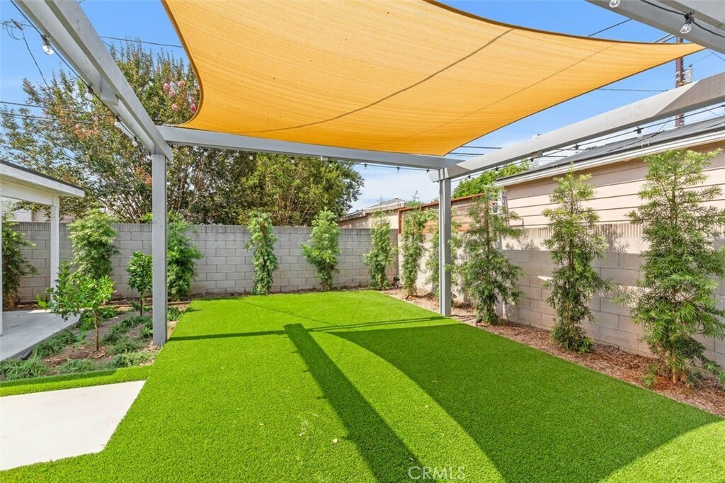 Property Photo:  5318 E Hanbury Street  CA 90808 